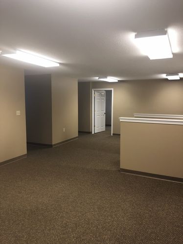 Powell - Like New Professional Office: 7317 Clinton Hwy, Powell, TN 37849
